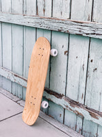 The Old school skateboard (with white wheels)